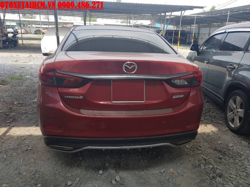 Bán Mazda 6 2.0AT 2018 Premium