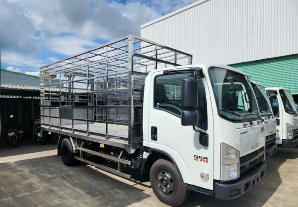 Xe tải Isuzu QKR 270 - Hình ảnh 4